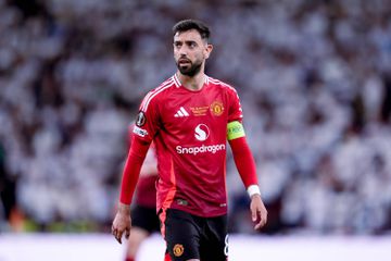 Bruno Fernandes defende Amorim e aborda futuro: «Se quiserem fazer dinheiro...»