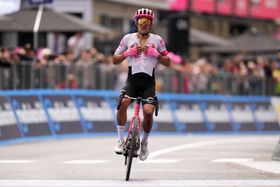 Richard Carapaz confirma candidatura à rosa