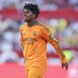 Endrick em ação pelo Real Madrid. Foi titular frente ao Sevilha e lesionou-se