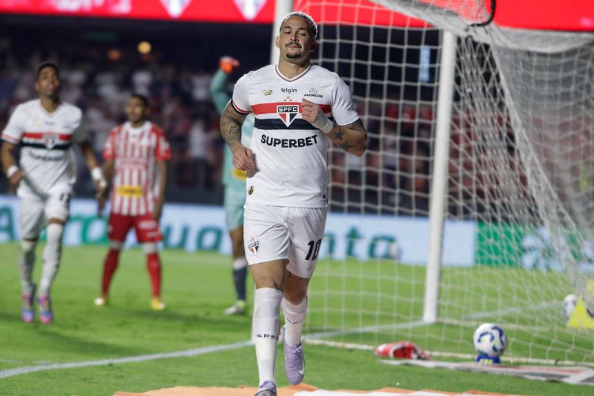 Luciano fez um dos golos do São Paulo contra o Náutico (IMAGO)