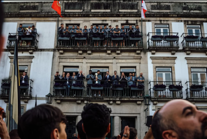Discurso à Pedro Gonçalves, concerto de jogador e 'bicada' ao rival: festa do Lourosa teve tudo
