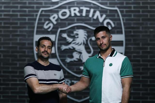 Tiago Sineiro vai estrear-se no voleibol feminino. Foto Sporting