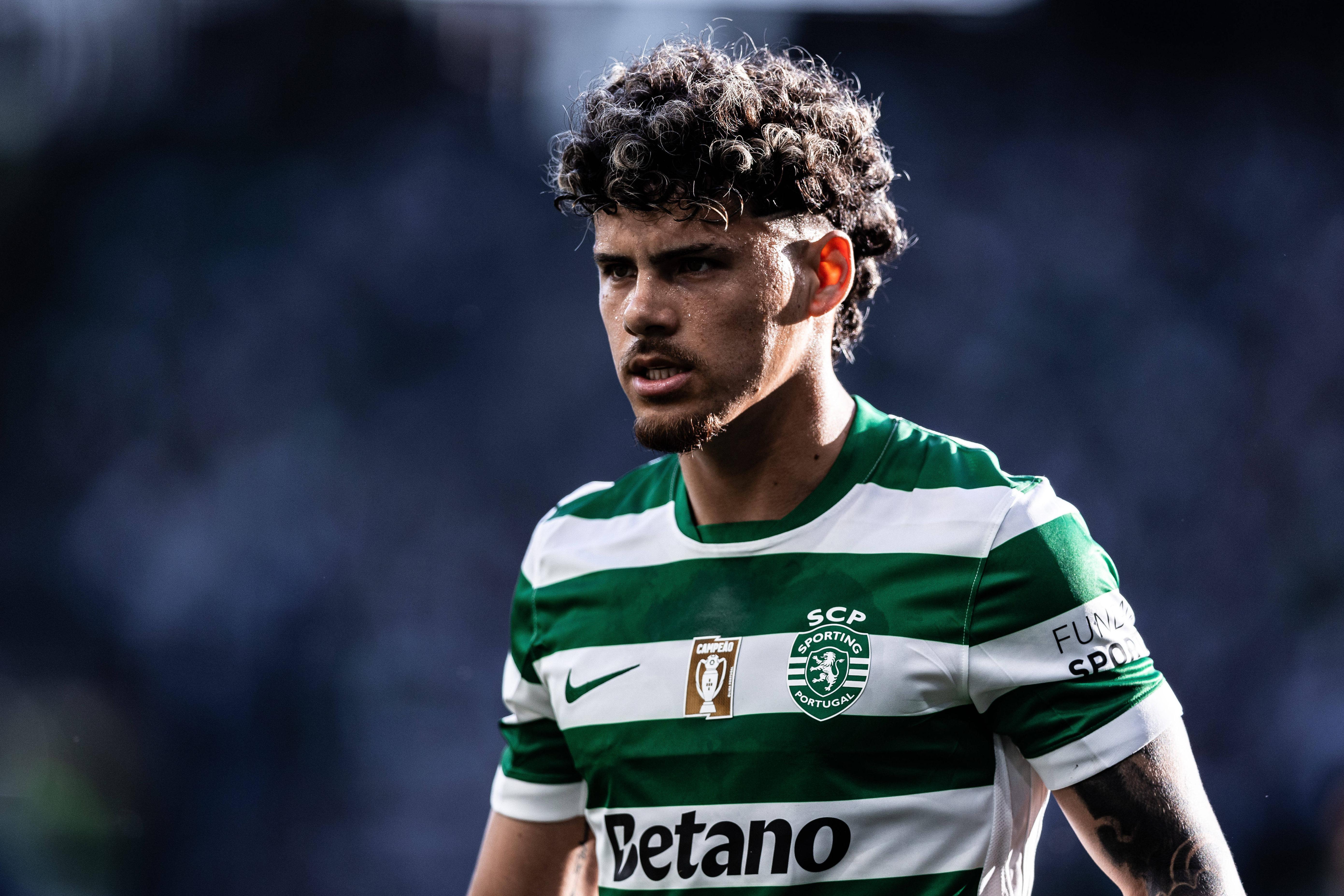 Maxi Araújo é um dos 'reforços' mais desejados pela estrutura para ficar na próxima época - Foto: IMAGO