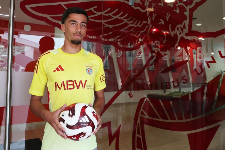 Gustavo Santos, guarda-redes do Benfica