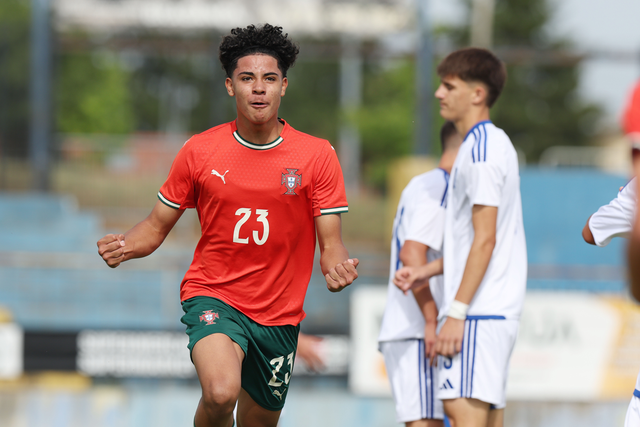 Cristianinho voltou a marcar pelos sub-16 - Foto: FPF
