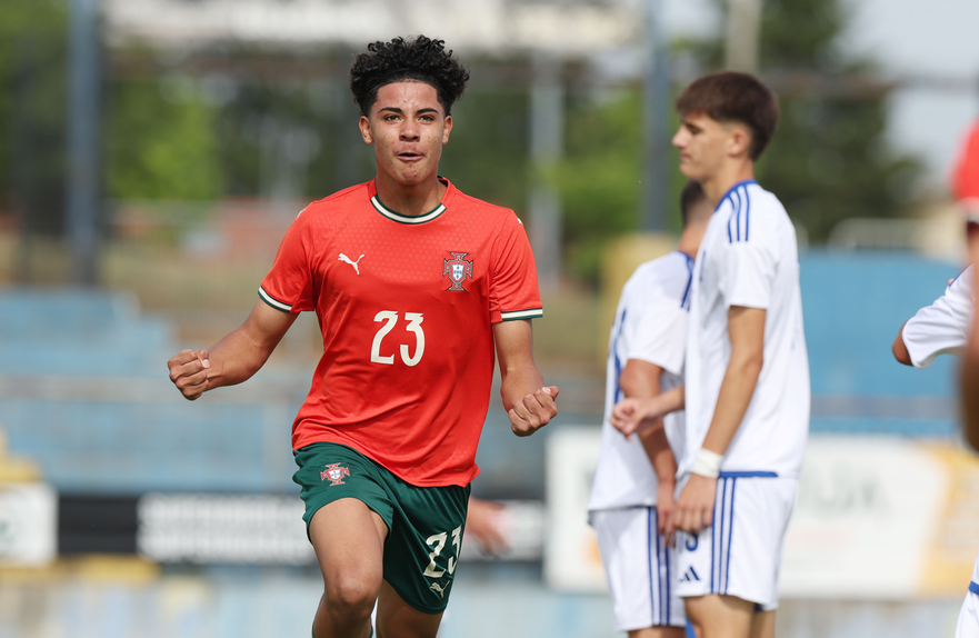 Cristianinho voltou a marcar pelos sub-16 - Foto: FPF