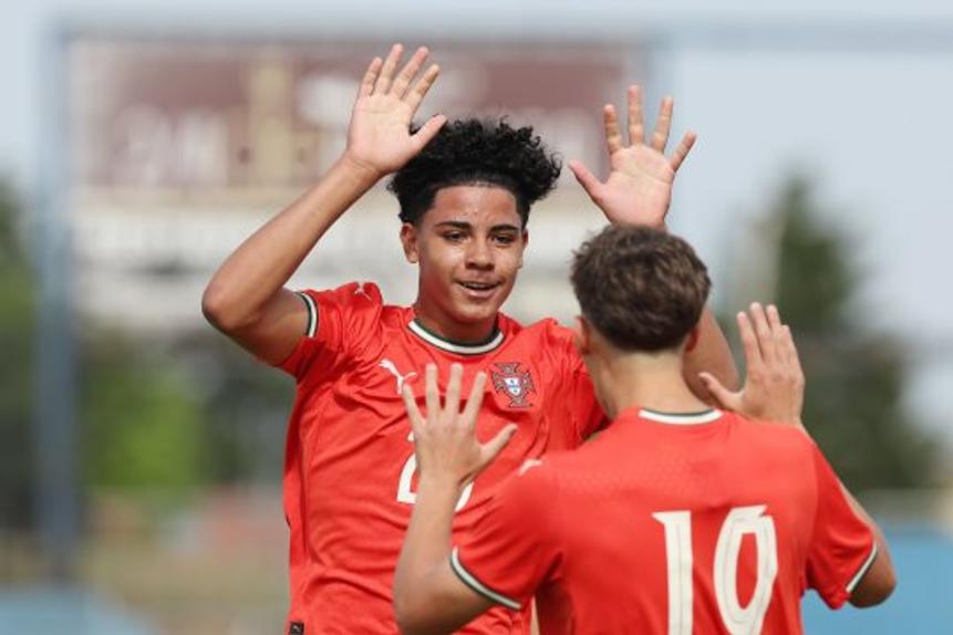 Cristianinho já leva cinco golos pelas seleções jovens de Portugal. Foto: FPF