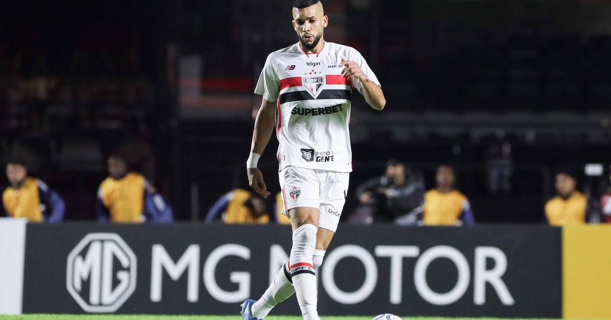 Oficial: jogador do São Paulo rescinde após receber ameaças de adeptos