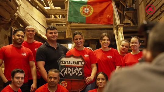 O Carlos: o restaurante em Dortmund que Klopp visita e tem frango assado e sardinhas