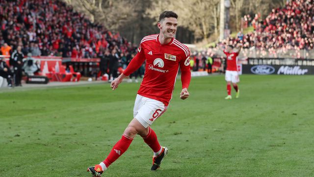 Luis Mateus aborda o dossiê Gosens, alvo do Benfica