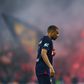 Mbappé reclama ao PSG pagamento de 100 milhões de euros