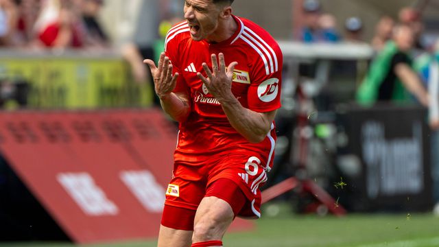 «Gosens não tem o nível técnico de Grimaldo»