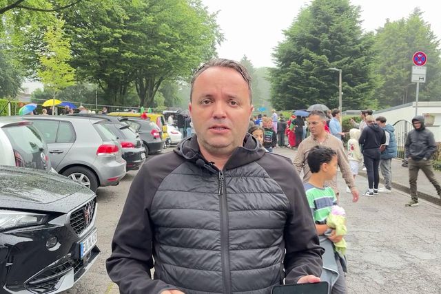 Muitos adeptos esperaram a chegada de Portugal a Dortmund