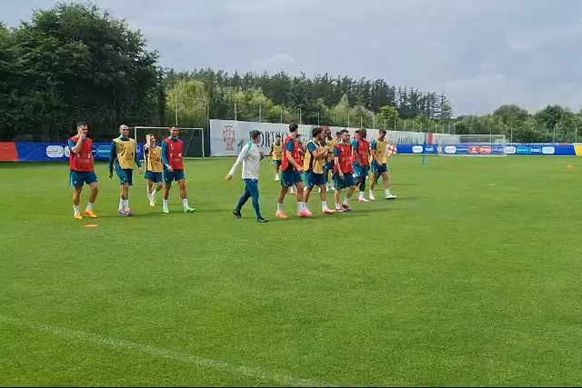 Boa disposição no treino de Portugal antes da partida para Dortmund
