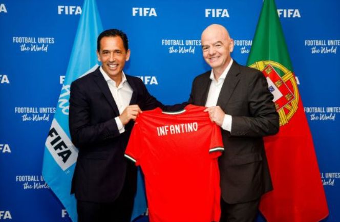 Mundial 2030 discutido em reunião entre Proença e Infantino
