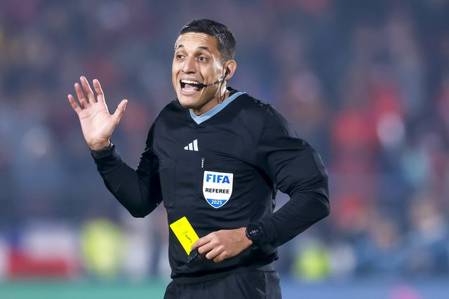 Árbitro Jesus Valenzuela