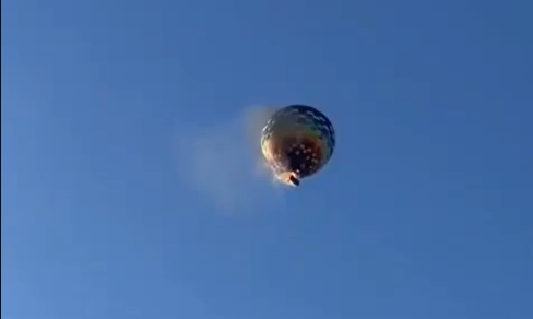 Balão de ar quente cai no Brasil e mata oito pessoas