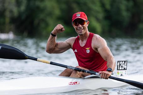 O olímpico Fernando Pimenta sagrou-se campeão nacional de K1 1.000. IMAGO