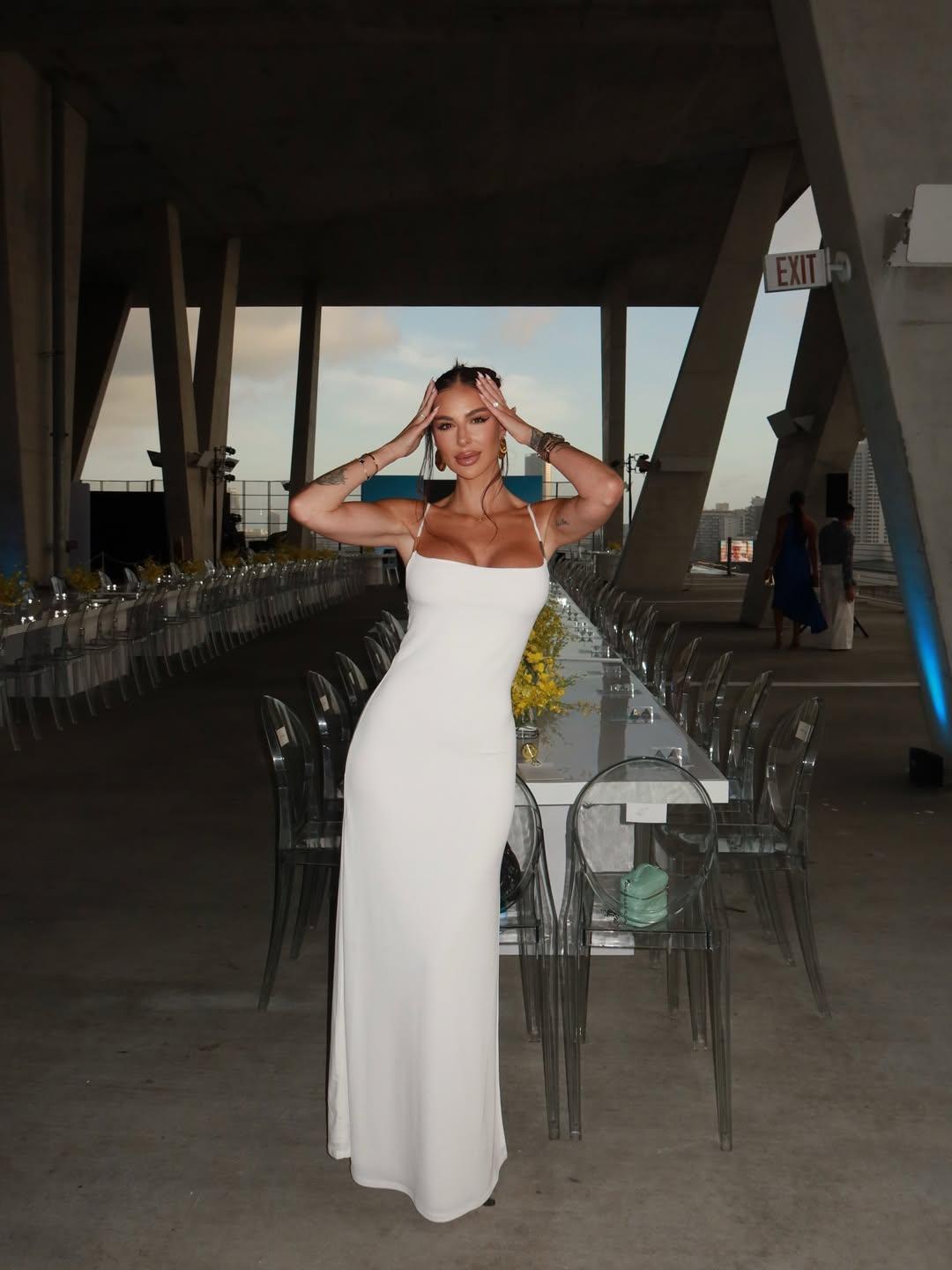 Zorana Jovanovic, mulher do guarda-redes de Curaçau, Eloy Room - foto Instagram