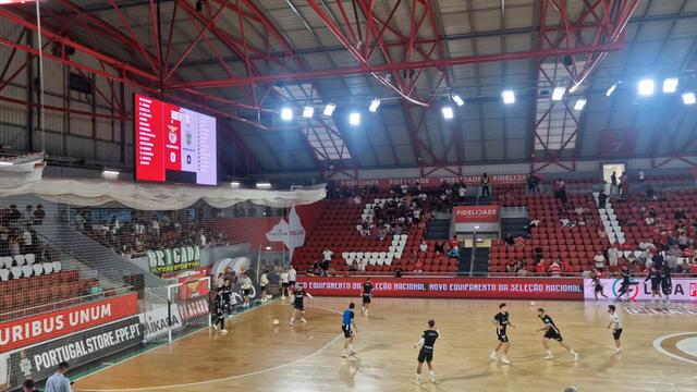 Ambiente a aquecer para o Benfica-Sporting