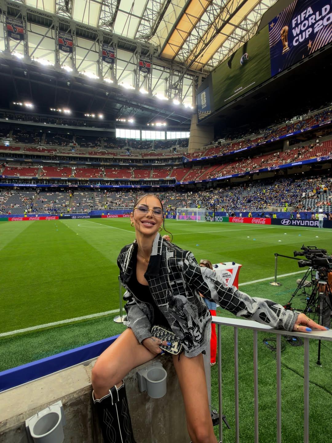 Zorana Jovanovic, mulher do guarda-redes de Curaçau, Eloy Room - foto Instagram