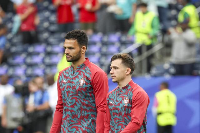 «Cristiano Ronaldo titular? Com o Uzbequistão, pede-se outra coisa»