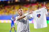 A homenagem de Room - Foto: IMAGO