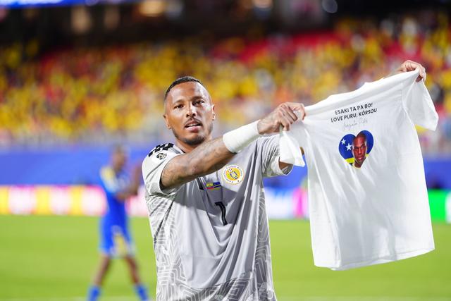 A homenagem de Room - Foto: IMAGO