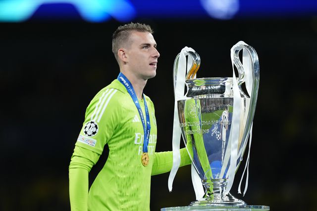 Real Madrid define o preço de Lunin