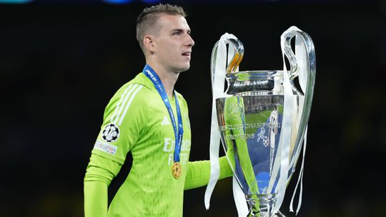 Real Madrid define o preço de Lunin