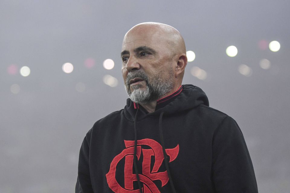 Depois da polémica, Sampaoli pede desculpas a Dembélé