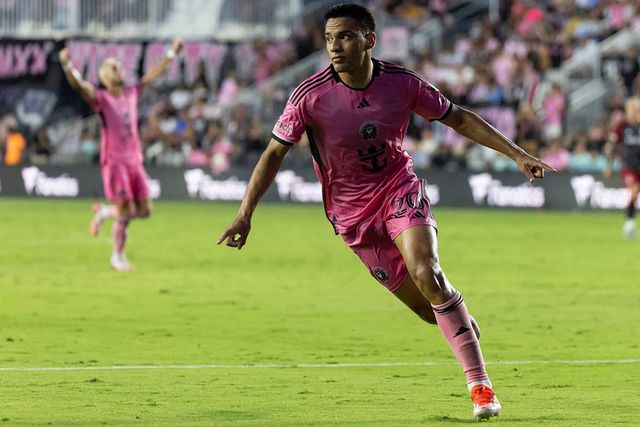 Inter Miami celebra 45 títulos de Messi com triunfo sobre Chicago Fire