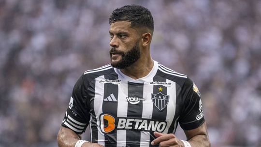 VÍDEOS: Hulk bisa no regresso de Coutinho ao Brasileirão