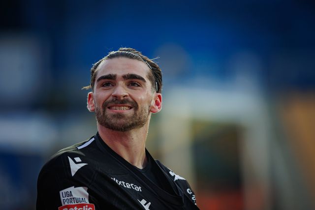 Vitória de Guimarães: aperta o cerco por Jota Silva, que tem três clubes (seriamente) interessados