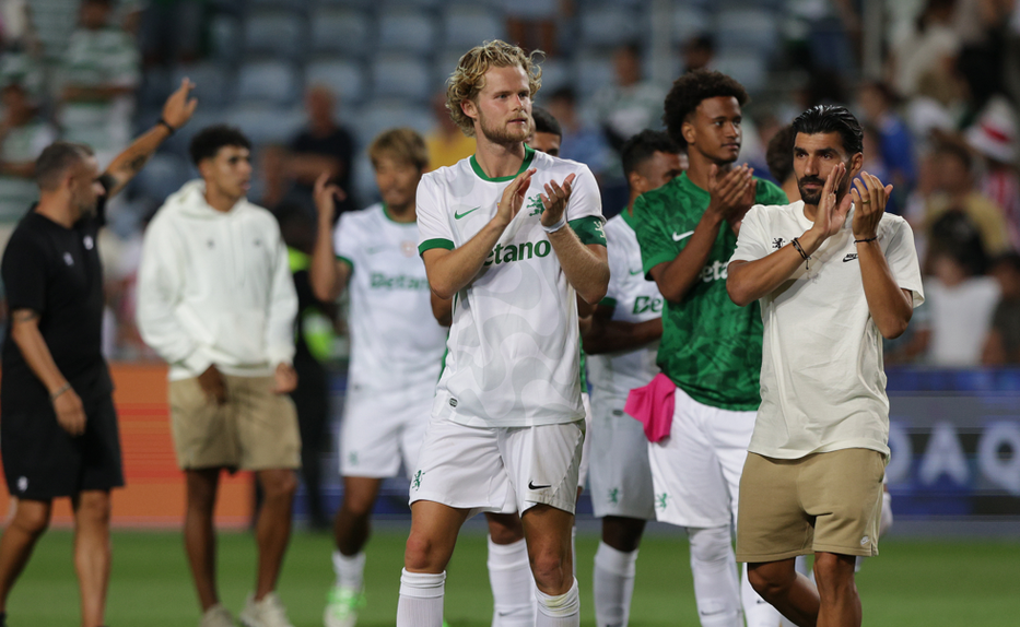 Morten Hjulmand a agradecer o apoio do Sporting