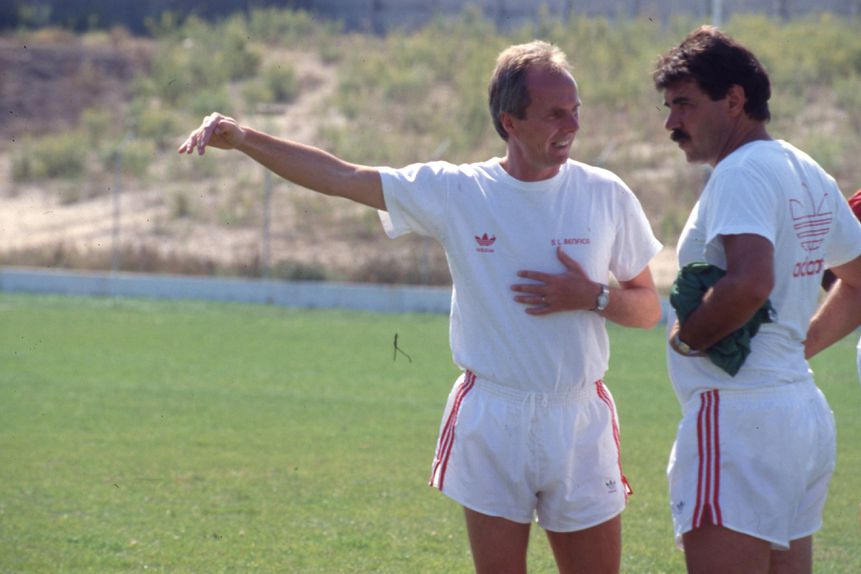 Eriksson com o então aadjunto Toni, na segunda passagem pelo Benfica. FOTO NUNO FERRARI/A BOLA