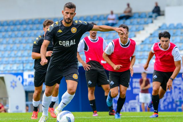 Nacional vence Académica com João Aurélio em destaque