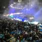 Autocarro com comitiva argentina saudado por multidão - Foto: AFA