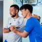 Inbeom cumprimenta Farioli - Foto: FC Porto