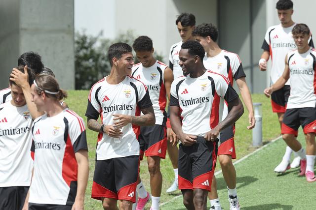 Benfica: primeiro treino de Durán e outras novidades para Marco Silva (fotos)