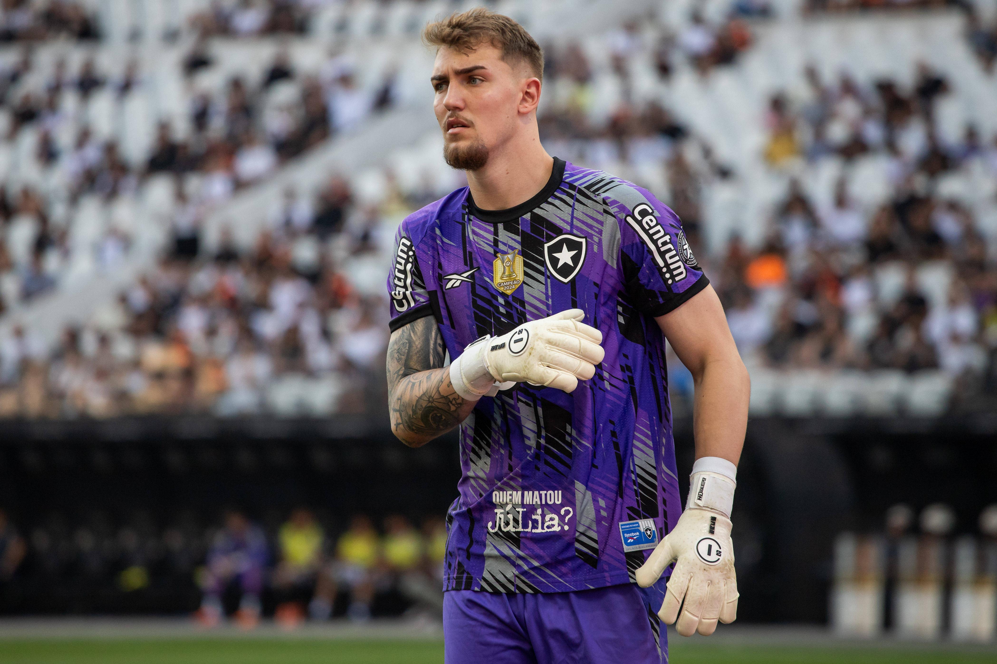 Leonardo Linck vai deixar o Botafogo para passar a vestir a camisola do Estrela da Amadora