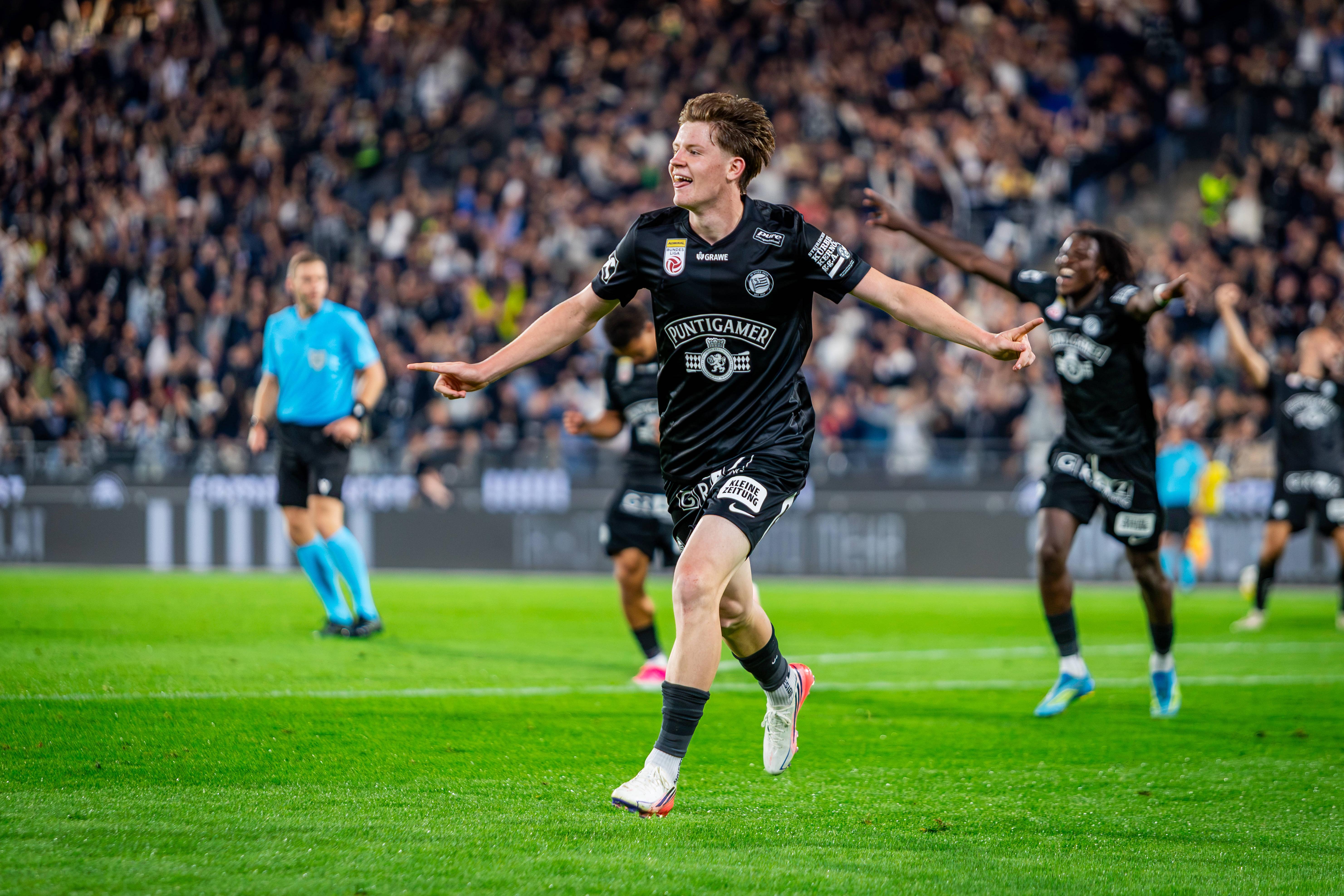 Sturm Graz marcou três dos quatro golos em nove minutos