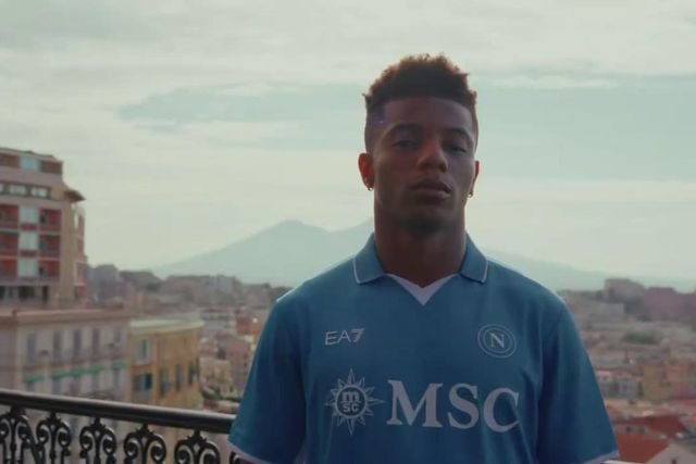 Nápoles acolhe assim David Neres