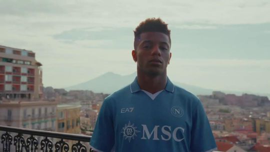 Nápoles acolhe assim David Neres