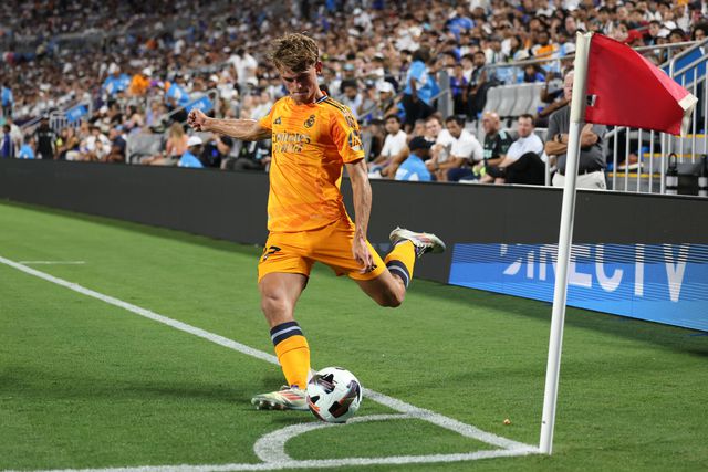 Como, de Fábregas, perto de contratar promessa do Real Madrid