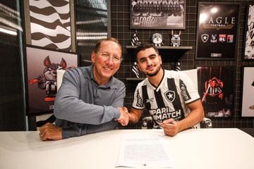 Oficial: Botafogo, de Artur Jorge, recebe reforço vindo do Lyon