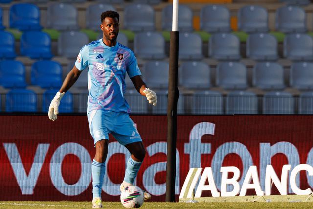 Luta pela baliza reforçada no Casa Pia