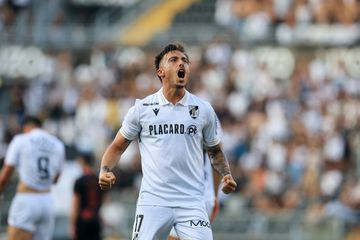 Vitória de Guimarães: João Mendes prepara-se para assumir protagonismo no dérbi minhoto