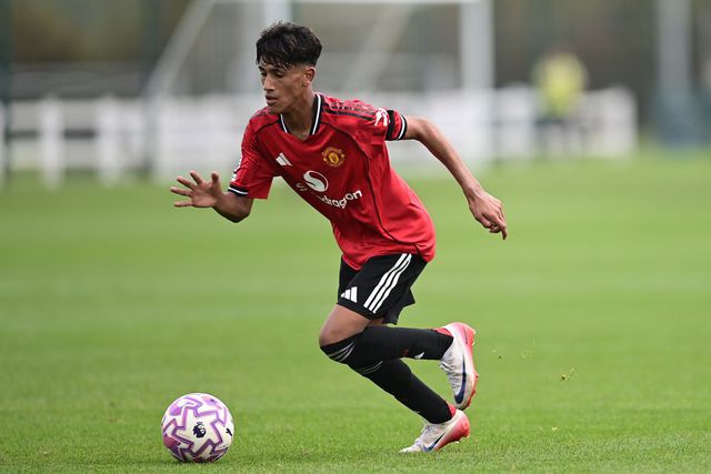 Aos 14 anos é das maiores pérolas do Man. Utd e vai treinar com Amorim