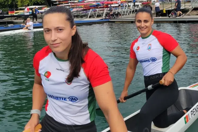 Mundiais de Canoagem: Beatriz Fernandes e Inês Penetra garantem final inédita